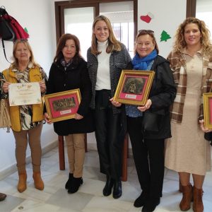 Entregados los premios del certamen de adornos navideños en exteriores de Chipiona