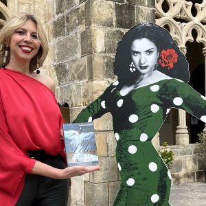 MARINA BERNAL PRESENTÓ EN JEREZ LA NUEVA EDICION DE SU LIBRO LOLA EL BRILLO DE SUS OJOS EN HOMENAJE AL CENTENARIO DE LOLA FLORES