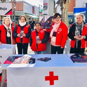 Cruz Roja ha realizado hoy una actividad informativa enfocada a la captación de personas socias en Chipiona