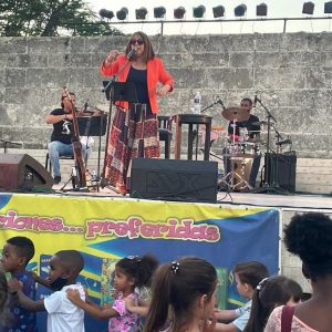 Liuba María Hevia triunfa con un concierto infantil en el Anfiteatro de La Habana en el 40 aniversario de su carrera artística