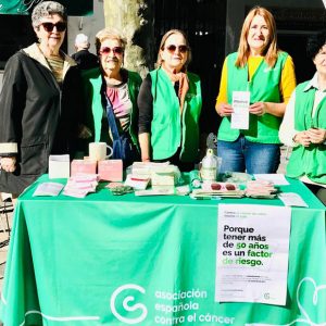 Una jornada informativa ha sensibilizado esta mañana en Chipiona sobre la prevención del cáncer de colon