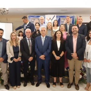 Unidos por Chipiona presenta oficialmente su candidatura liderada por Luis Mario Aparcero para las próximas municipales