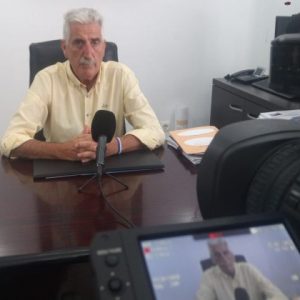 Luis Mario Aparcero anuncia que el reasfaltado de calles y rotondas y la obra de la calle Larga se realizarán después del verano