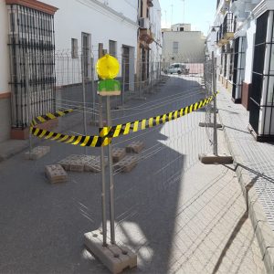 Todo dispuesto para el inicio de los trabajos de mejora del acerado y la infraestructura de la calle Cuatro Esquinas