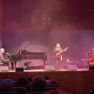 Liuba María Hevia hermana a Cuba y España en su mágico concierto en el Teatro Monumental