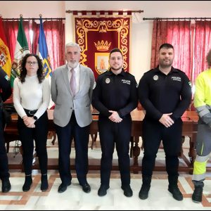 Dos nuevos agentes de Policía Local han tomado hoy posesión de su cargo en el Ayuntamiento de Chipiona