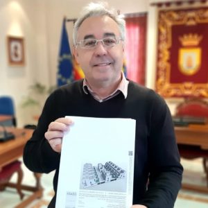 Pepe Mellado anuncia la construcción de 14 nuevas viviendas de protección oficial en Las Vaqueras