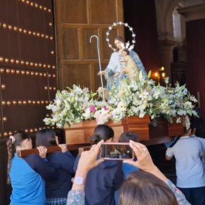 La Divina Pastora ya se encuentra en la parroquia de Chipiona para la procesión de este sábado 4 de mayo