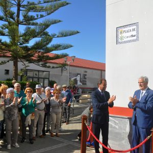 Chipiona inaugura la “Plaza de Canal Sur” en homenaje a la TV de Andalucía