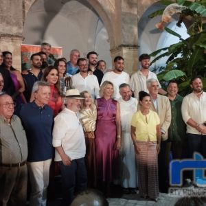 Presentado en Chipiona el libro dedicado a Rocío Jurado ‘Rocío, 20 años contigo’, de la periodista Marina Bernal