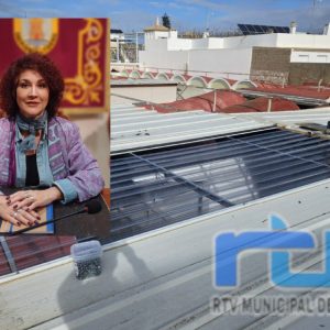 Isabel María Fernández informa de dos subvenciones de la Junta para modernizar y dinamizar el Mercado Municipal y el comercio chipionero