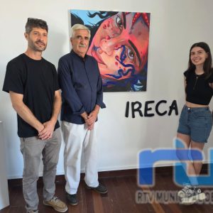 Inaugurada en el Castillo la muestra pictórica ‘Ecos del Mar’, de la joven chipionera Irene Caña