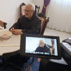 El franciscano Fray Emilio Rocha, Arzobispo de Tánger, defiende la negritud de la Virgen de Regla