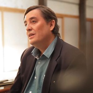 El documental de ATV «Aunque tú no lo sepas» nos acerca a la figura de Luis García Montero