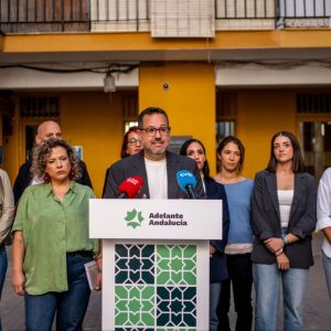 Adelante Andalucía presenta a las 8 cabezas de lista para “hablar de la vida real de la clase trabajadora andaluza con la alegría que siempre nos ha caracterizado”
